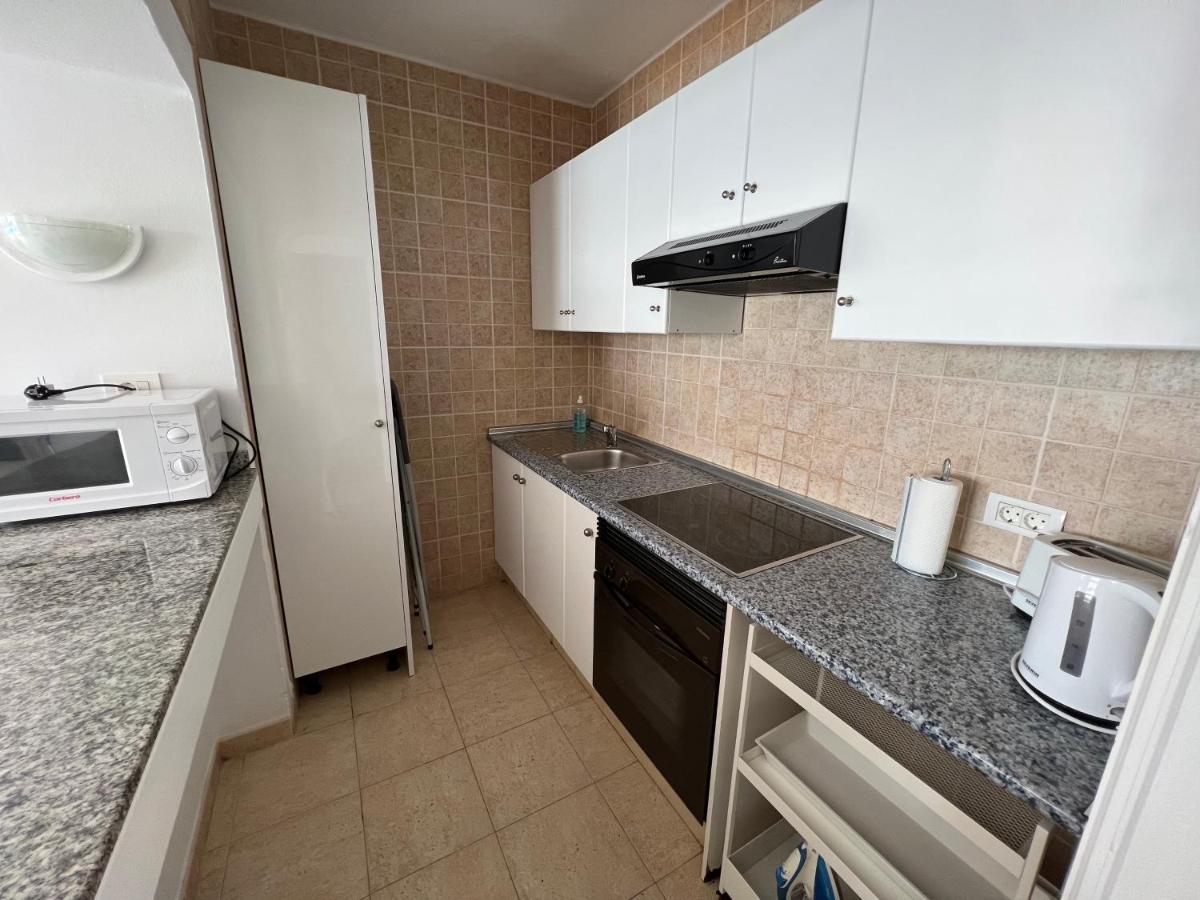 Oasis Blue - Beautiful 1 Bedroom On Private Complex With Pool Apartment Tias